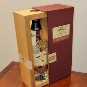 EMPTY Bottle with Box of Glenlivet Archive 21 year